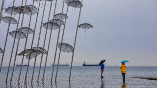 Ο καιρός της Πέμπτης (5/12): Βροχές και τοπικές καταιγίδες