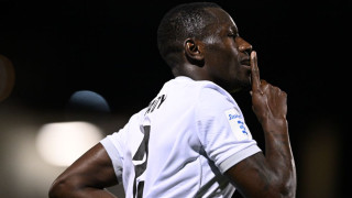 Ο Καμαρά ανταγωνίζεται Γκιρασί για κορυφαίος της Γουινέας στο εξωτερικό