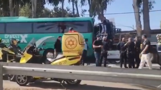 Ισραήλ: Τρομοκρατικό χτύπημα με τουλάχιστον 35 τραυματίες - Νεκρός ο δράστης