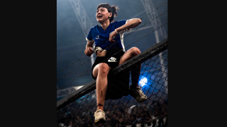 Αργεντινή: Η 21χρονη οπαδός που έγινε «σύμβολο» στα κάγκελα- «Δεν με ένοιαζαν τα κοψίματα και οι μελανιές»!