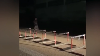 Διδυμότειχο: Κάνουν προπονήσεις με φώτα... αυτοκίνητου γιατί το στάδιο δεν έχει ρεύμα!