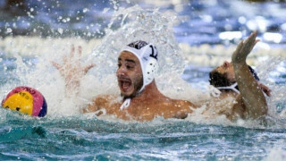 Άφησε           τον ΠΑΟΚ για τη          Βουλιαγμένη