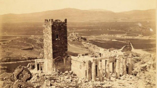 Φωτογραφίες από το 1854 αποκαλύπτουν τον χαμένο Πύργο της Ακρόπολης!
