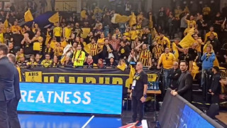 Άρης: Εντυπωσιακή η κερκίδα των φίλων του Άρη στο Αμβούργο (vid)