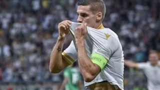 Σφοδρή κριτική στον Ντεσπόντοφ: «Εκλιπαρούσε για ηλίθιο πέναλτι!»