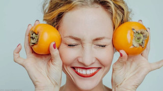 Το άγνωστο φθινοπωρινό φρούτο που κάνει θαύματα-Μειώνει χοληστερόλη και πίεση