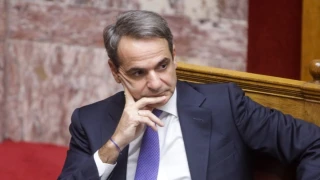 Αναβλήθηκε η επίσκεψη Μητσοτάκη στον Λίβανο-Βλάβη στο κυβερνητικό αεροσκάφος