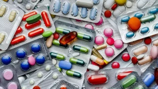 Πρωταθλητές οι Έλληνες στην κατανάλωση αντιβιοτικών