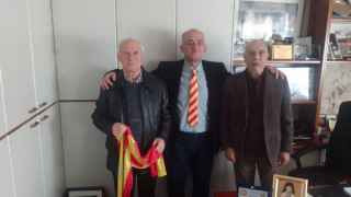 Βράβευση Κούδα και Κούλη Αποστολίδη