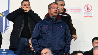 Λαμία-ΑΕΚ: Παρών ο Χρήστος Σταϊκούρας, τετ-α-τετ με Ηλιόπουλο