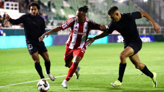 Super League: «Φωτιά» στην κορυφή μετά την γκέλα του Ολυμπιακού-Η βαθμολογία μετά την 15η αγωνιστική