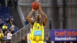 Ο Άρης προχωρά σε δομικές αλλαγές μετά τη συντριβή από την Καρδίτσα