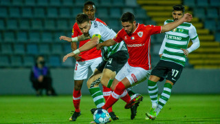 Κερδίζει πολλά κόρνερ στην έδρα της…