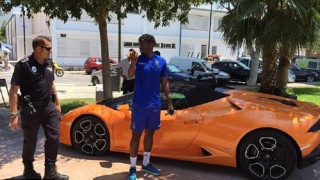 Απίστευτο: Η τροχαία «σήκωσε» τη Λαμποργκίνι του Μπατσουαγί (pics)