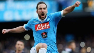 Μυθική    πρόταση    της    Άρσεναλ    για     Ιγκουαίν