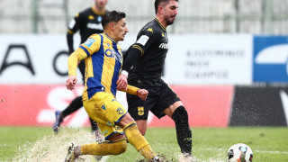 Στη λάσπη για να νικήσεις πρέπει να λερωθείς...