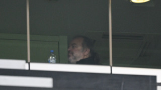 ΠΑΟΚ-ΑΕΚ: Πήρε θέση στα μπουθ της Τούμπας ο Μάριος Ηλιόπουλος