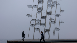 Νέο ψυχρό κύμα με βροχές και...χιόνια: Ο καιρός του Σαββάτου (11/1)