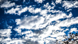 Ο καιρός του Σαββάτου (10/5): Πού θα σημειωθούν βροχές και σποραδικές καταιγίδες