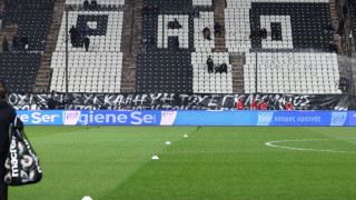 Το πανό των οπαδών του ΠΑΟΚ για τα Τέμπη: «Όχι στη συγκάλυψη του εγκλήματος, δικαίωση των 57 ψυχών»