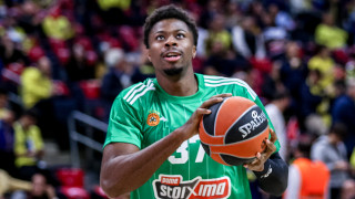 Κώστας Αντετοκούνμπο: Σε ποια ομάδα θα συνεχίσει την καριέρα του