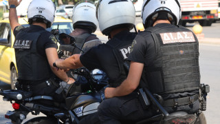 Χρυσοχοΐδης: Τοποθετεί 130 μυστικούς αστυνομικούς στα ΜΜΜ