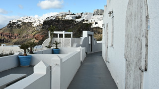 Σαντορίνη: Διπλός σεισμός τα ξημερώματα-Μαίνεται ο «πόλεμος» σεισμολόγων