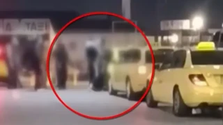 Αθήνα: Οδηγοί ταξί πλακώθηκαν για μια κούρσα στο... αεροδρόμιο!