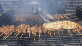 Μάθημα αντί για κάρβουνα: Αυστηρό μήνυμα στα σχολεία ενόψει Τσικνοπέμπτης