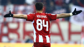 Ολυμπιακός: Εκτός αποστολής Κωστούλας, Τζολάκης ενόψει ΑΕΚ