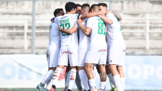 Έσπασε το ρόδι στα play offs με τριάρα ο Μακεδονικός