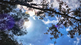 Ο καιρός τη Μ. Τετάρτη (8/4): Γενικά αίθριος με λίγες τοπικές νεφώσεις