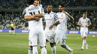 Πείθει     ο     Δικέφαλος    και    δίνει     όραμα