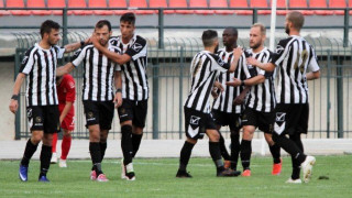 Έρχεται ο Μπρούνο                   Ιότι για τη Δόξα