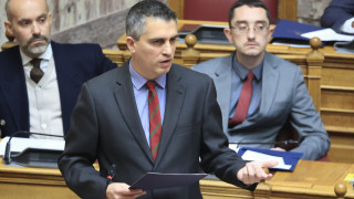 Χρίστος Δήμας: Με τη μητέρα του στην ορκωμοσία