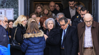 Τέμπη: Αφαιρείται η εποπτεία της υπόθεσης από τη μητέρα του Βασίλη Καλογήρου