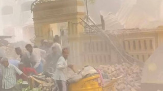 Σεισμός στη Μιανμάρ: Χάος και εγκλωβισμένοι μέσα στα χαλάσματα