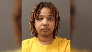 Καθηγήτρια πήγε να δωροδοκήσει μαθητή για να σκοτώσει τον σύζυγο της