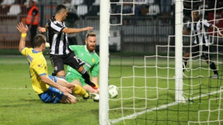 Βροντοφώναξε «παρών»  στην «κούρσα» της     πρωτιάς