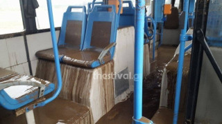 Απεγκλωβίστηκε το λεωφορείο του ΟΑΣΘ στα Κουφάλια (ΒΙΝΤΕΟ)