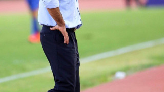 «Παγωμένες»     οι σχέσεις    Αγγελου    και παικτών