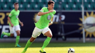 Ο Μάριο Γκόμες παίρνει το...             όπλο του!