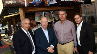 Και ο Βασίλης Λεβέντης στο περίπτερο του ομίλου Metromedia!