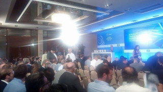 ΤΩΡΑ: Αγκαλιές και χαμόγελα από Πρέλεβιτς και Λάσκαρη (pics+vids)