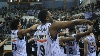 ΠΑΟΚ-Αποθέωση σε Καντσελιέρι και παίκτες: «Φέρτε μας το ευρωπαϊκό!»