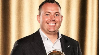 Μιλγουόκι Μπακς: Πολυετής ανανέωση της συνεργασίας τους με τον GM Τζον Χορστ