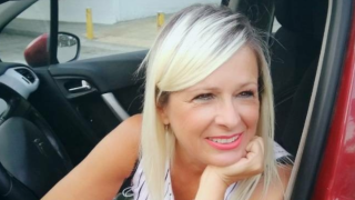 Σούζυ Καζαντζίδου: Σπαρακτικό κλίμα στην κηδεία της - Ράκος η κόρη της