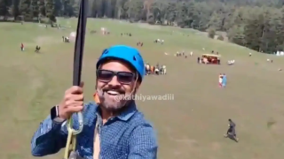 Κατέγραψε το μακελειό στο Κάσμιρ ενώ έκανε...zipline
