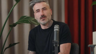 Μαυρίδης: «Υπάρχουν φίλοι που ταξιδεύουν και δεν τους βρίσκω»