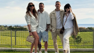 Αρχηγική συνάντηση Βιεϊρίνια - Πέλκα με τις συζύγους τους